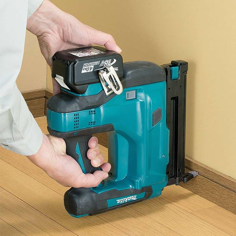 Cloueur MAKITA DBN500ZJ à minibrads à batterie LXT 18V (vendu sans batterie) - Image 4