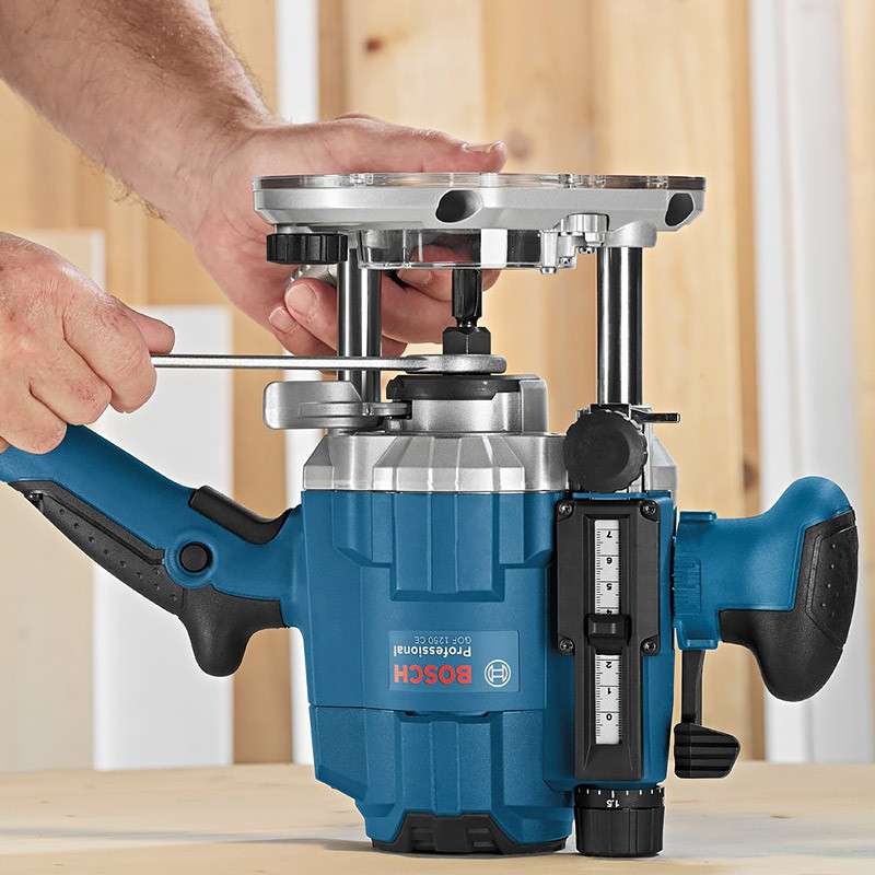 Défonceuse BOSCH 0601626000 GOF 1250 CE Professional 1250W - Boite carton - Image 2