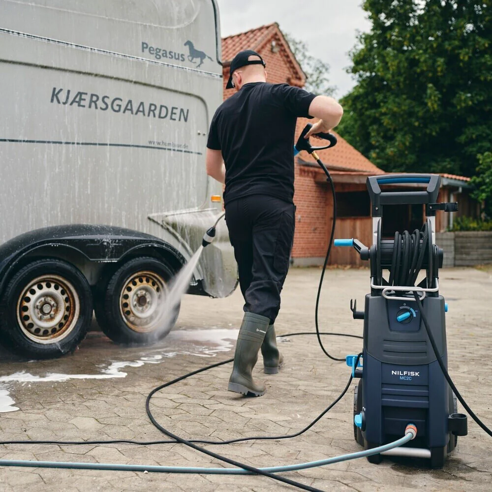 Nettoyeur haute pression mobile eau froide compact MC2C-140/610 XT EU - NILFISK PRO - 128471495 - Image 2