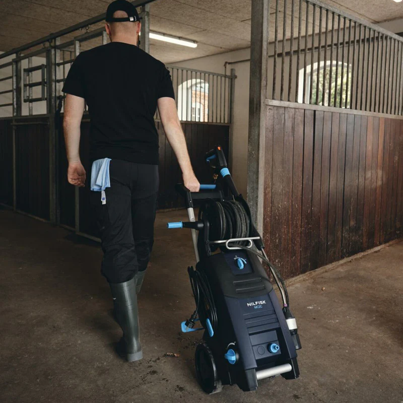 Nettoyeur haute pression mobile eau froide compact MC2C-140/610 XT EU - NILFISK PRO - 128471495 - Image 4