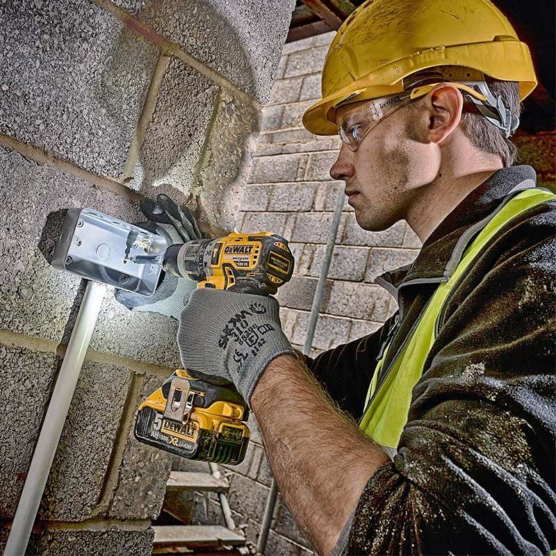Perceuse-visseuse à percussion 18V DEWALT DCD796N-XJ Brushless (vendu sans batterie) - Image 3