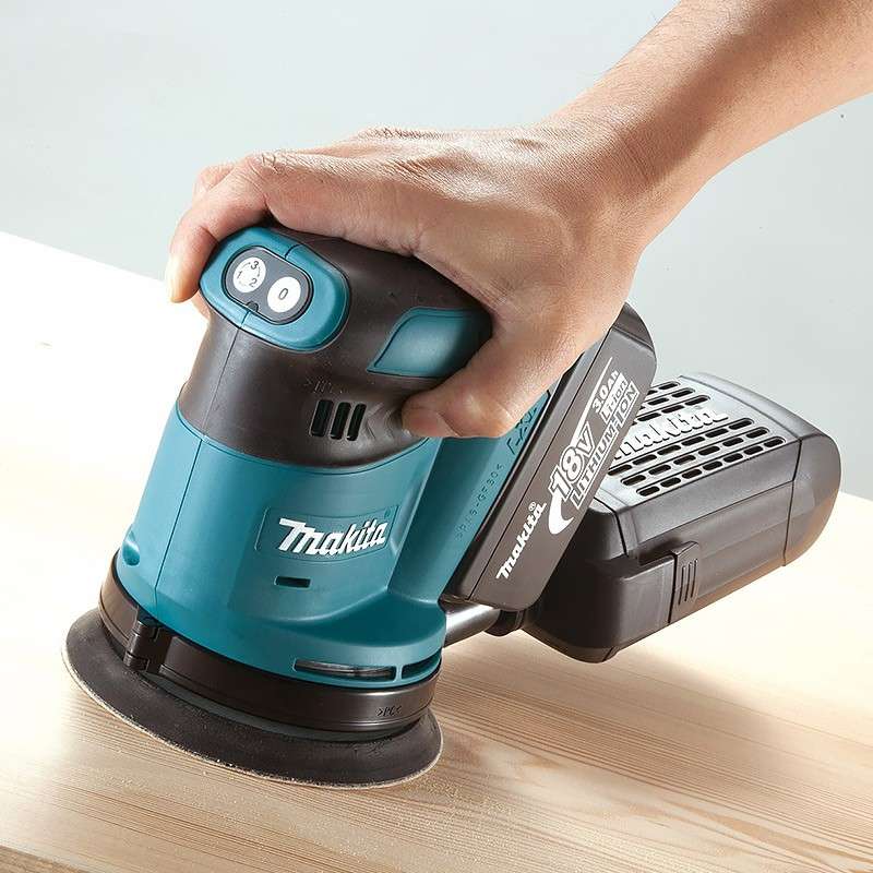 Ponceuse excentrique MAKITA DBO180Z - Ø125mm - 18V Li-Ion (vendu sans batterie) - Image 3