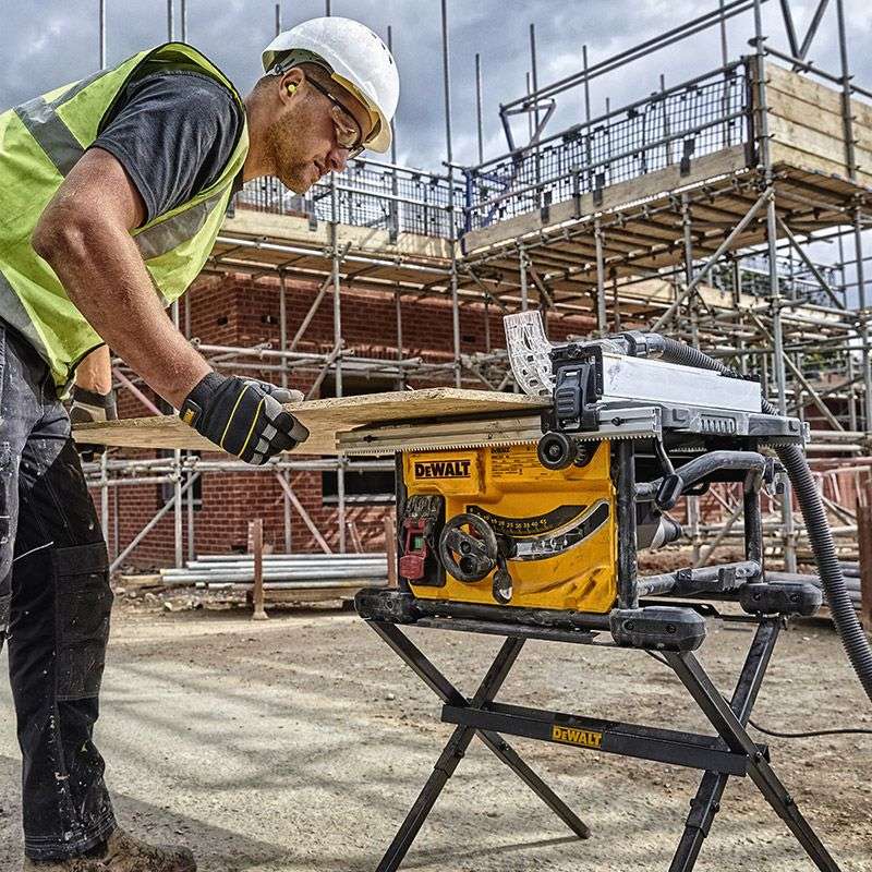 Scie sur table Ø210mm 1850W DEWALT DWE7485RS-QS avec piètement à roulettes DE7400 - Image 5