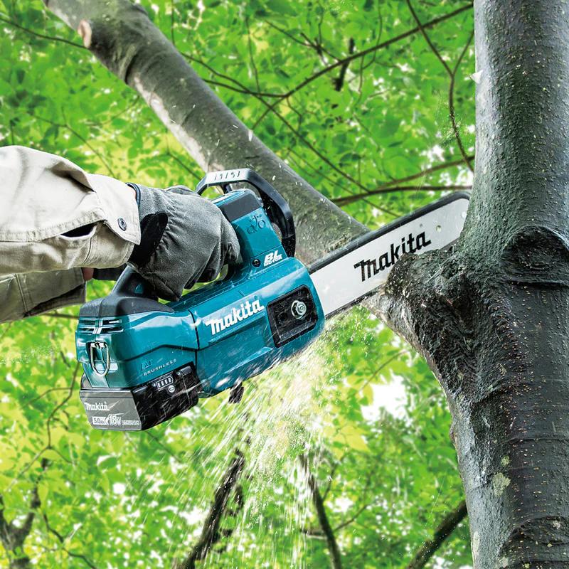 Tronçonneuse d'élagage MAKITA DUC254RF 18V LXT 25cm  avec 1 batterie 3Ah + chargeur - Image 2